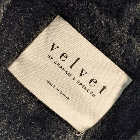 Velvet Yvette Faux Fur Vest - Picture 3 of 3